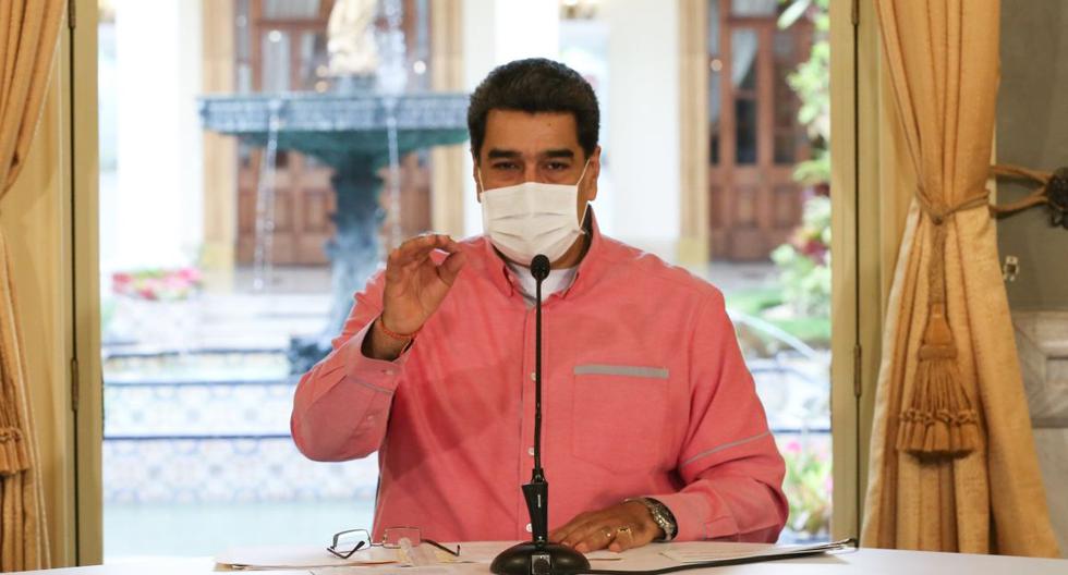 Imagen rereferencial. Nicolás Maduro es visto hablando con una mascarilla contra el coronavirus en Venezuela. (EFE/PRENSA MIRAFLORES).