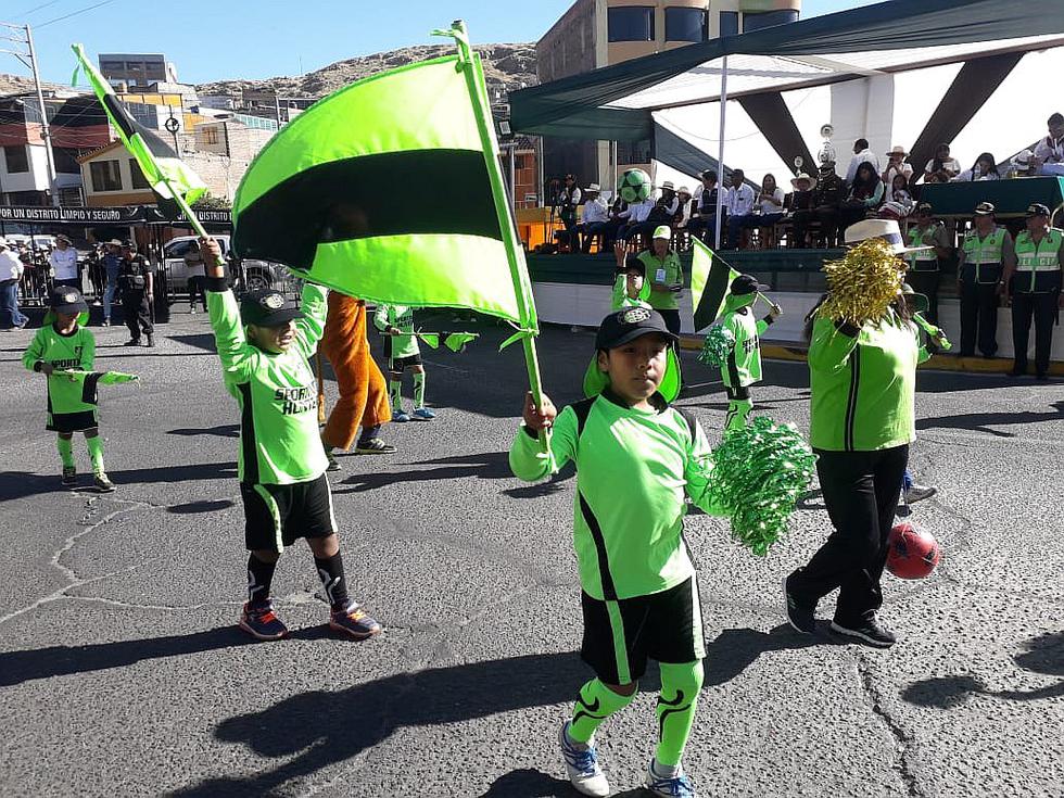 Jacobo Hunter despide actividades de aniversario con masivo pasacalle (FOTOS)