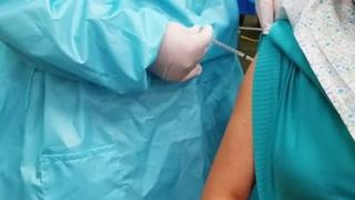 Solo llegaría vacuna china para inmunizar a ancianos de Huancavelica