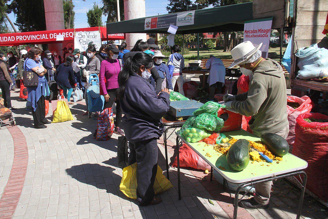 ​Conoce las ferias itinerantes en distritos de Yanahuara y Hunter para este martes
