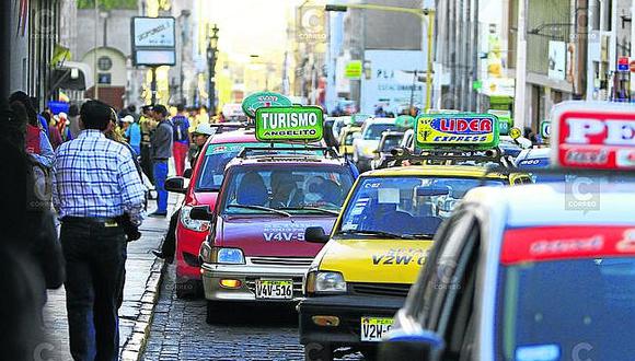 MTC dará respuesta en 15 días sobre situación de taxistas