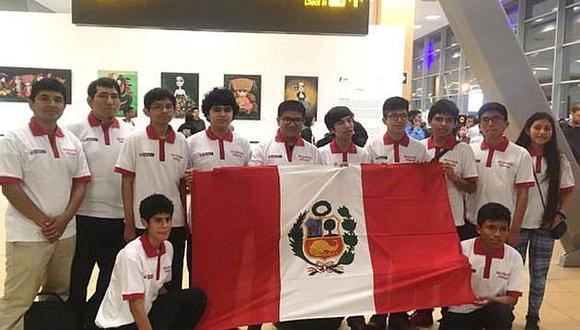 ​Escolares peruanos ganan medallas de oro en Olimpiada Internacional de Matemáticas