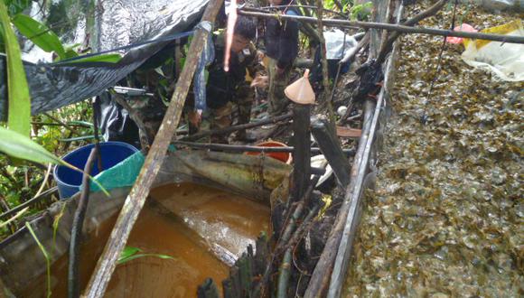 Antidrogas de Ucayali  destruye 14 laboratorios de PBC