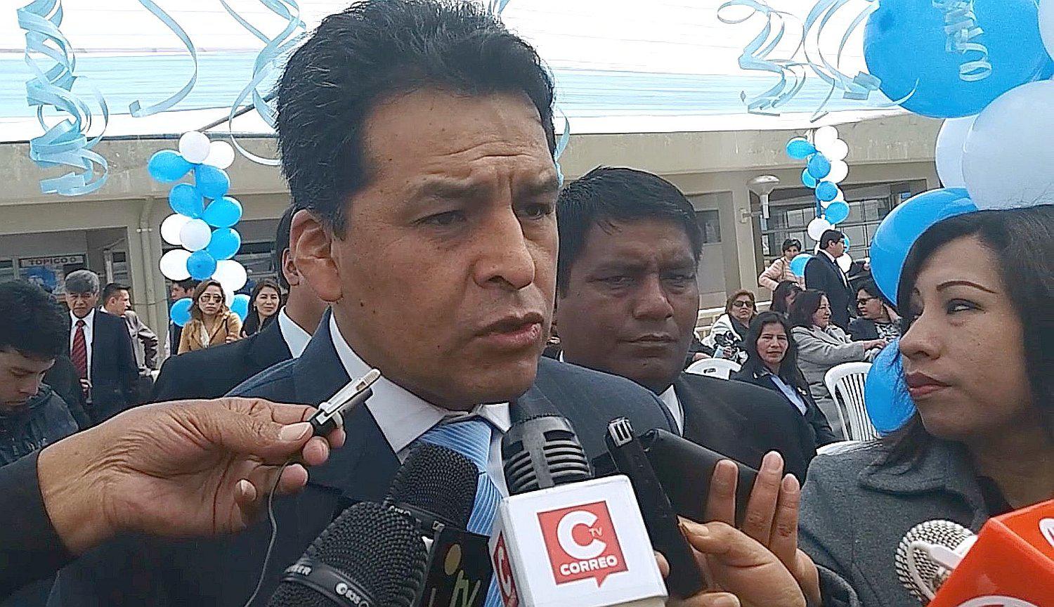 Edwin Licona llama 'comechado' a 'Vitocho' por tema Aeropuerto de Chinchero (VIDEO)
