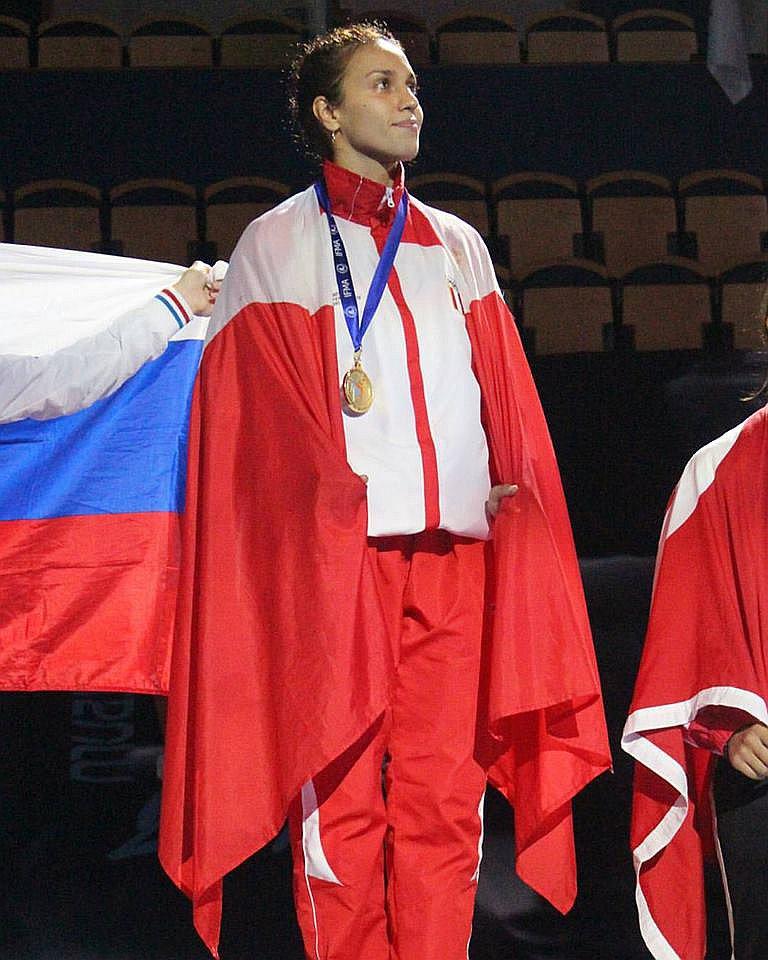 Mundial de Muay Thai: Antonina  Shevchenko obtuvo medalla de oro para Perú 