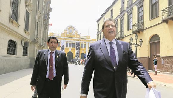 Alan García se enfrenta hoy a la Megacomisión