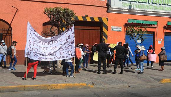 Arequipa: Familiares de internos con coronavirus piden trato humanitario
