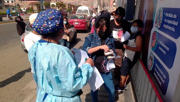 Aumenta demanda de vacunas en Tacna en los centros y puestos de salud. (Foto: Adrian Apaza)