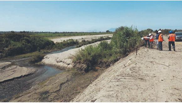 Advierten situaciones adversas en trabajos de descolmatación de río Lacramarca 
