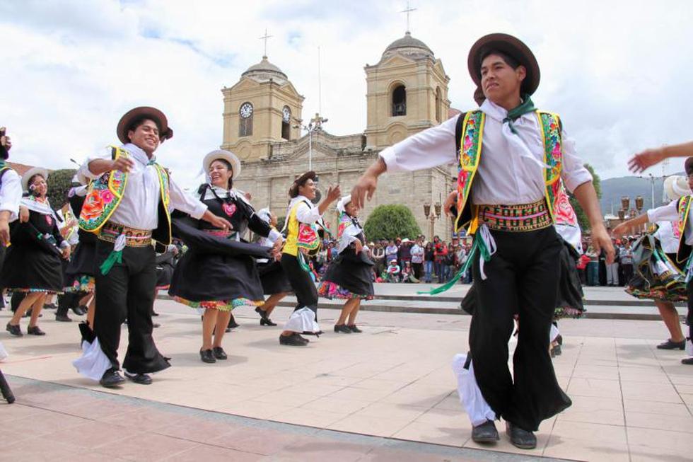 Contrapunto del Huaylarsh: Derroche de energía y vigor  