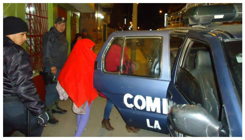 Menor que fue intervenida en night club escapa de comisaría 