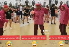 “Dios mio, ese ritmo”: adulta mayor sorprende a su profesor al mostrar sus mejores pasos de baile