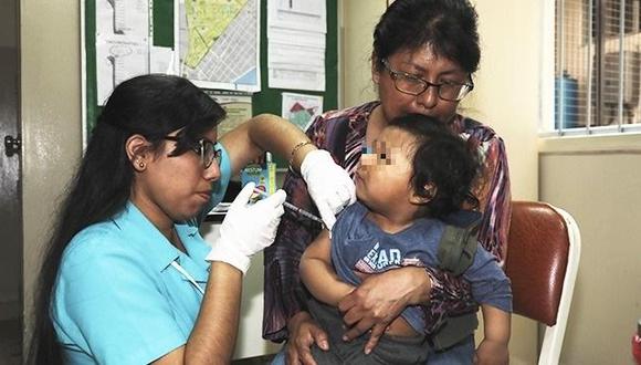 De los 75 mil niños en edades de 0 a 5 años que debieron ser inmunizados durante el año pasado, solo se pudo cubrir al 69% de la población mientras que el 2020. (Foto: GEC)