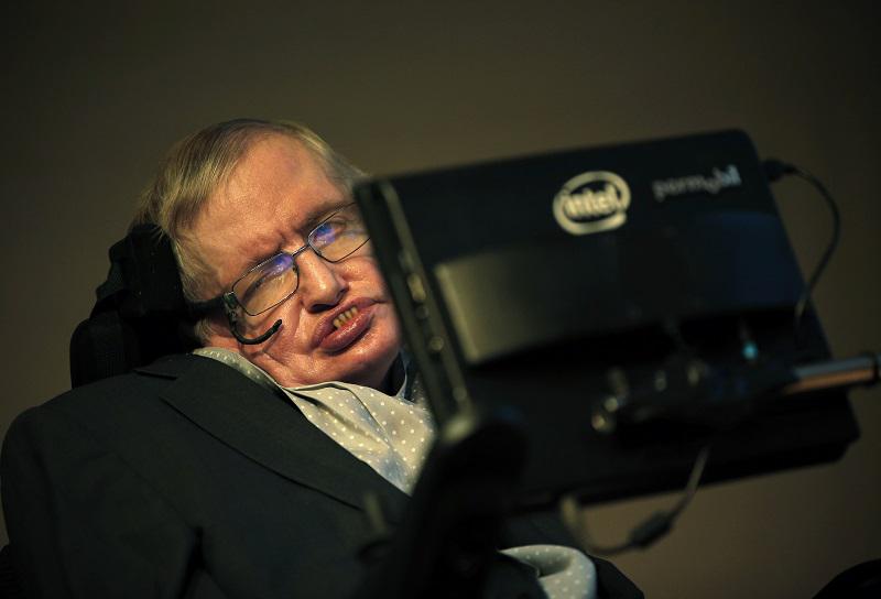 Stephen Hawking: Avances en la ciencia y tecnología amenazan la humanidad 