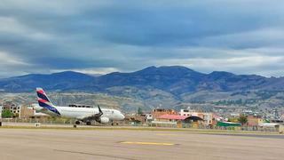 Piden a las autoridades consolidar ruta aérea Ayacucho - Cusco
