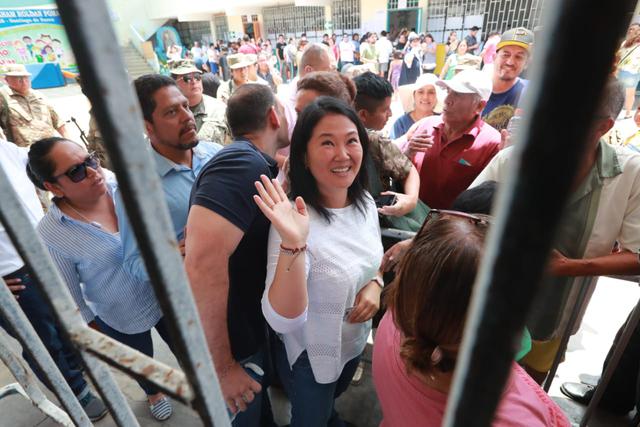 Keiko Fujimori acude a votar. Fotos: Lino Chipana/GEC