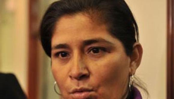 Nancy Obregón justifica acción violenta de cocaleros contra la PNP en Huánuco