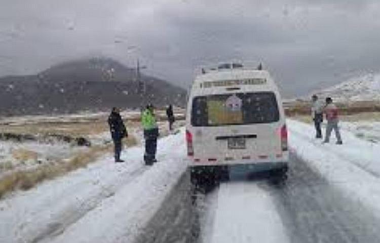 Carreteras de la región Puno son afectadas por granizo de las últimas horas 