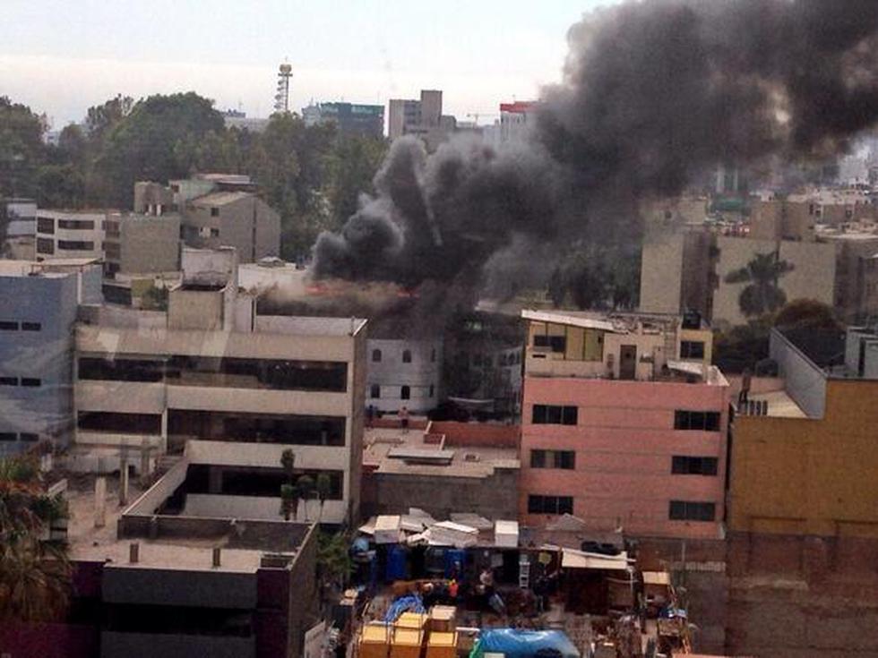 Se registra incendio en centro financiero de San Isidro (Fotos)