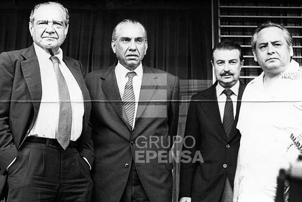 La vida del líder aprista Armando Villanueva en imágenes