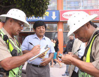 PNP impuso papeletas educativas a peatones