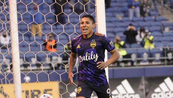 Raúl Ruidíaz llegará a Lima después de jugar ante Austin FC por la MLS. (Foto: AP)