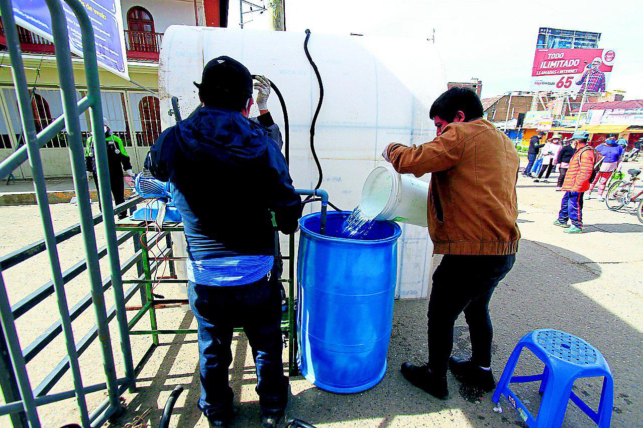 ​Túneles de desinfección reemplazan hipoclorito de sodio por agua con alcohol
