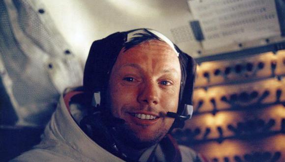 Neil Armstrong llevó banderín de Independiente de Avellaneda a la luna