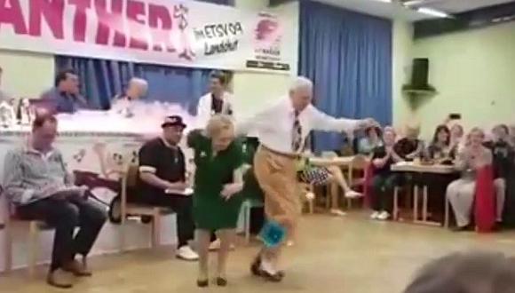 ​Pareja de ancianos bailando rock conquista las redes (VIDEO)