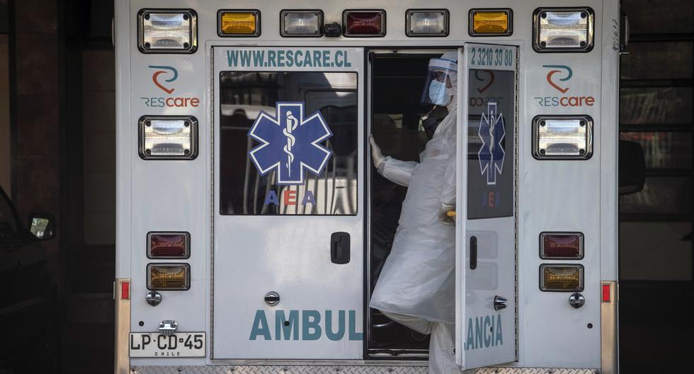 Chile reporta la primera muerte de médico contagiado por COVID-19 en el país. (Foto: Martin BERNETTI / AFP).