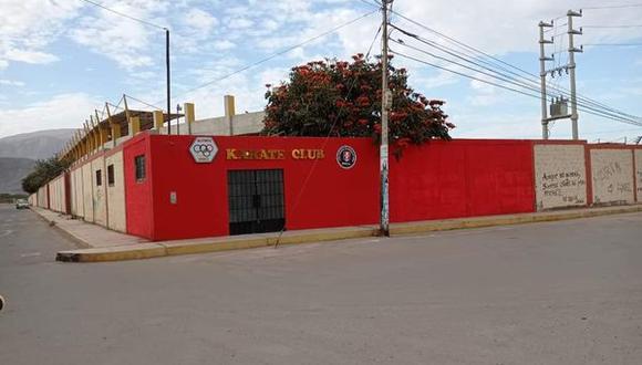 Local de árbitros se convierte en academia de karate en Nasca.