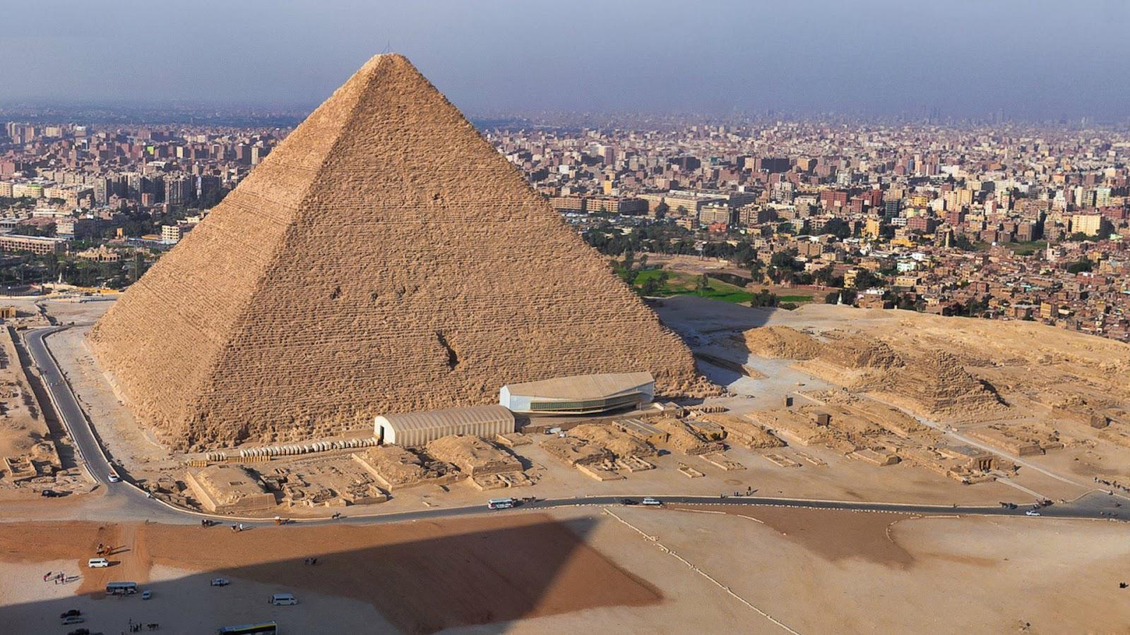 Egipto:  Encuentran partículas energéticas dentro de pirámide de Keops