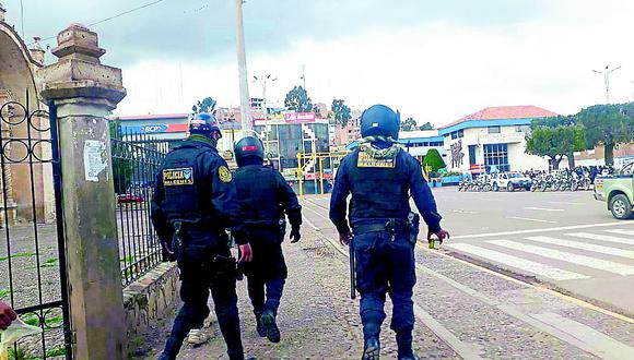Aislan a seis policías por síntomas sospechosos de COVID-19 en Juliaca 
