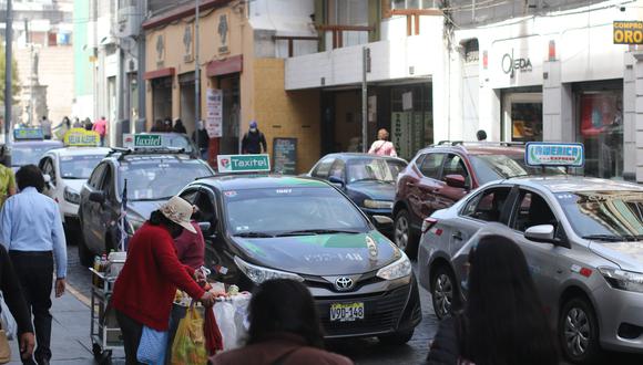 Caos vehicular en Arequipa por falta de plan de circulación vial| Foto: Eduardo Barreda