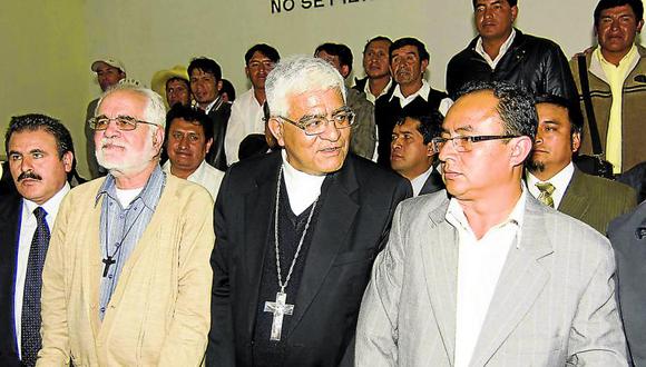 Radicales Saavedra y Santos desconocen a facilitadores 