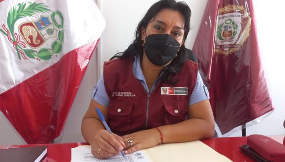 Ella indicó que está afiliada al partido Perú Libre. Además, reemplaza en el cargo a Alejandro Arévalo Ortiz.
