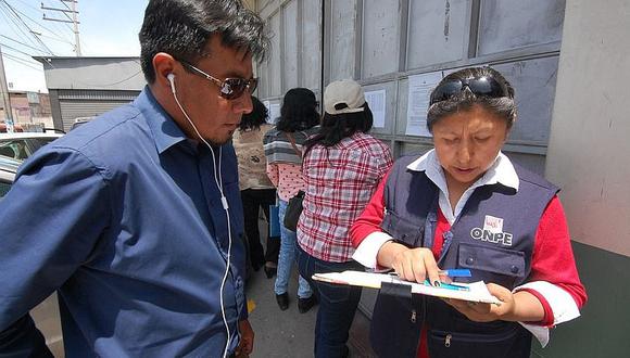 En Arequipa cambiaron un local de votación