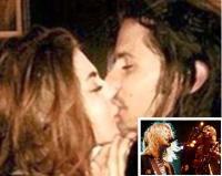 Hija de Kurt Cobain de novia con músico físicamente similar a su padre