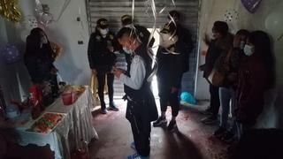 Huancavelica: Intervienen a once celebrando cumpleaños en un cuarto pequeño