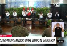 Coronavirus: Vizcarra agradece con aplausos a policías, militares y personal de salud (VIDEO)