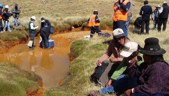 PUNO: OEFA sanciona a minera Aruntani SAC por afecciones en Llallimayo