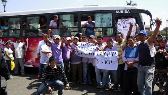 Trujillo: Transportistas protestan contra ola delincuencial (VIDEO)