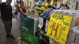 Inflación sin control en Argentina alcanza 102,5% en 12 meses a febrero