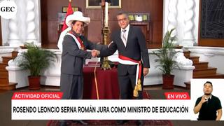 Rosendo Leoncio Serna Roman jura como ministro de Educación