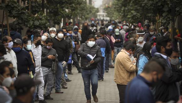 Perú alcanzaría el millón de infectados con coronavirus en septiembre, según Matlab (AP Photo/Martin Mejia)