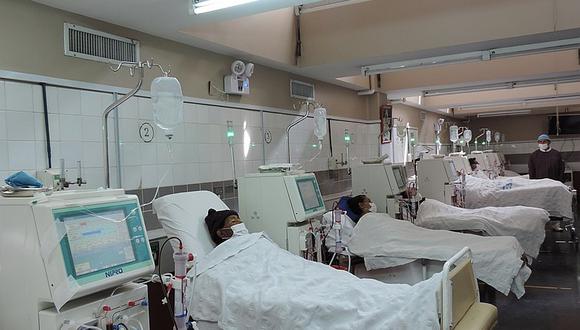 ​EsSalud Cusco adquiere 18 modernas máquinas de hemodiálisis