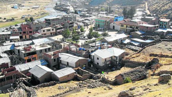 Paro de comuneros continúa en proyecto minero Las Bambas