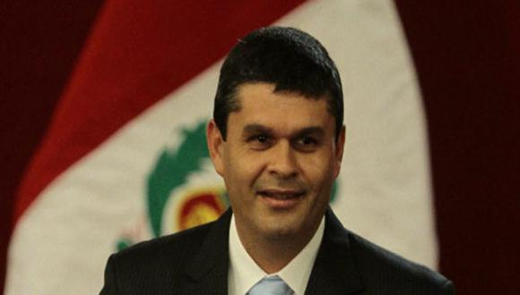 Casi 3 millones de peruanos en el extranjero tendrían dos representantes en Congreso