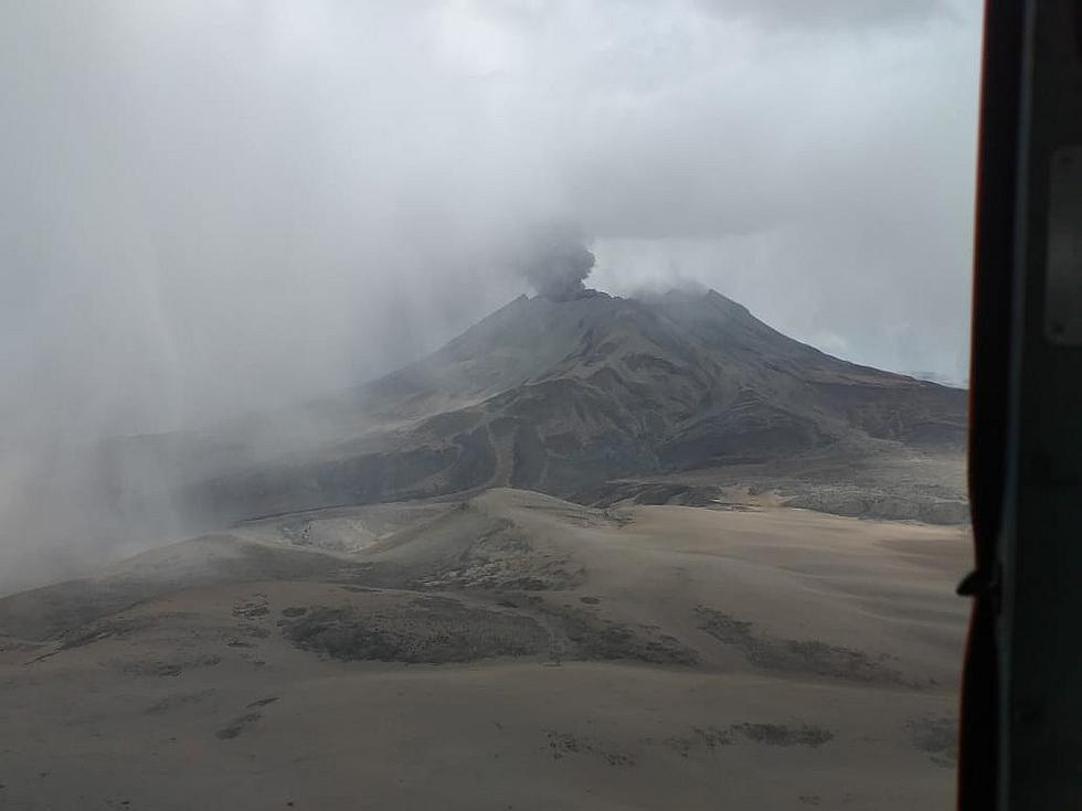 Martín Vizcarra llegó a Arequipa tras emergencia por erupción del volcán Ubinas (FOTOS Y VIDEO)