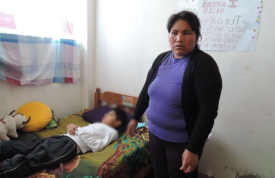 ​Realizan pollada para ayudar a niño que sufre cáncer de hueso